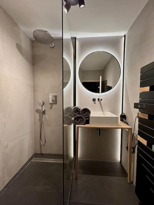 Appartement Avec Jacuzzi - Climatisation - Parking Бордо Экстерьер фото